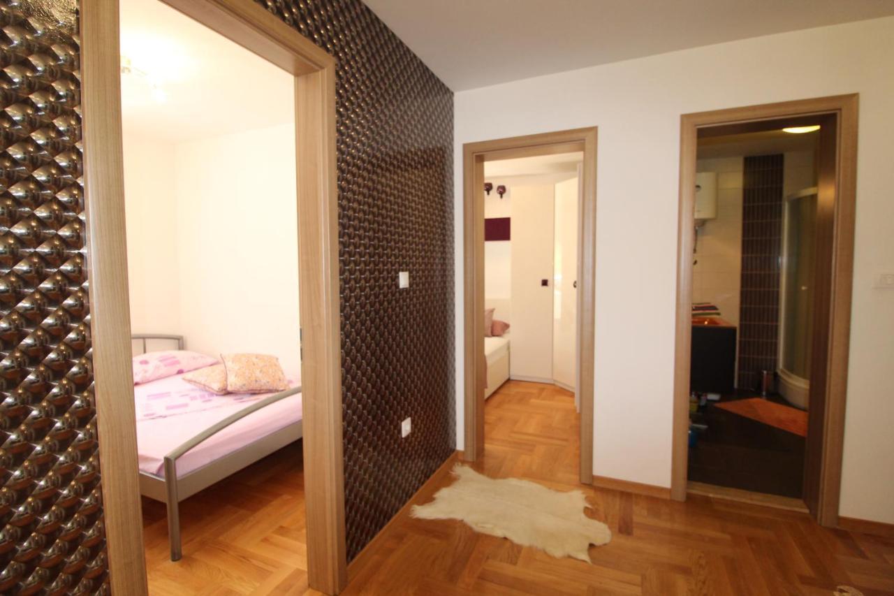 Macadamia Apartment With Garage Parking 스플리트 외부 사진