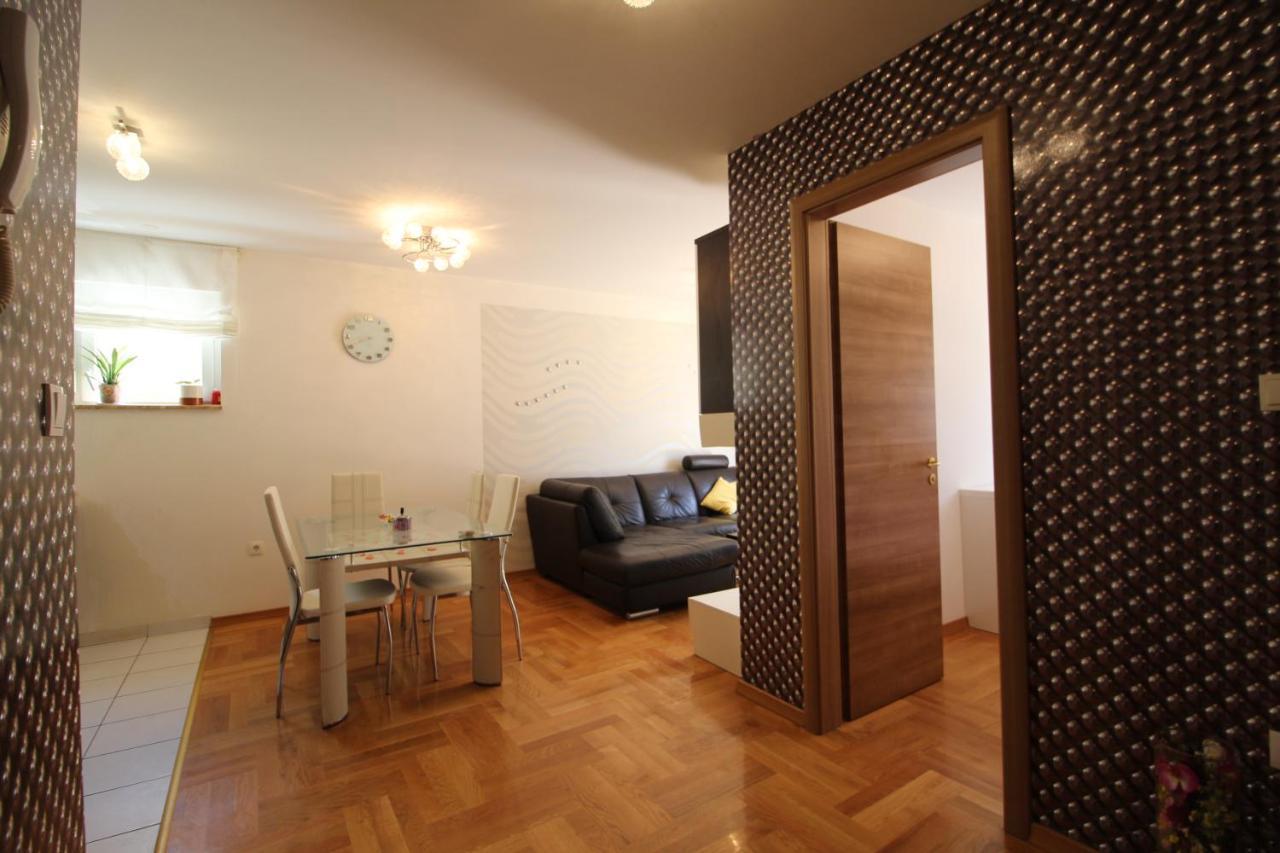 Macadamia Apartment With Garage Parking 스플리트 외부 사진